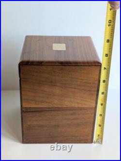 Vintage Decatur Industries DECO USA Walnut Humidor Cigar Box Vintage Decatur Industries DECO USA Walnut Humidor Cigar Box