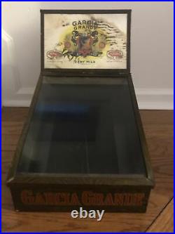 Vintage Garcia Grande Cigar Display Case/humidor