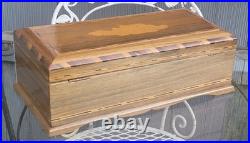 Vintage Royal Jamaica Cigars Inlaid Wood Cigar Tobacco Humidor Lock Box With Keys