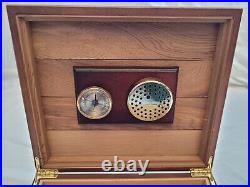 Vintage Spanish Cedar Cigar Humidor Box With Glass Hygrometer and Humidifier