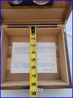 Vintage Spanish Cedar Cigar Humidor Box With Glass Hygrometer and Humidifier