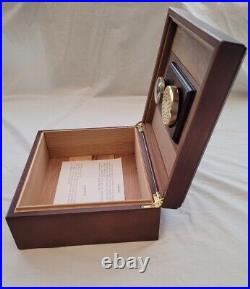 Vintage Spanish Cedar Cigar Humidor Box With Glass Hygrometer and Humidifier