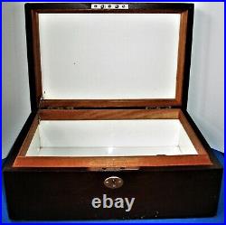 Vintage Unbranded Wood Cigar Humidor Box with Key