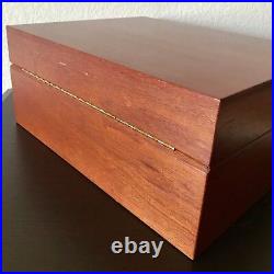Western Humidor Polished Antique Wooden Cigar Humidor Box With Humidifier