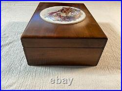 Wooden Humidor Cigar Box with tile medallion honoring bunker hill on Top